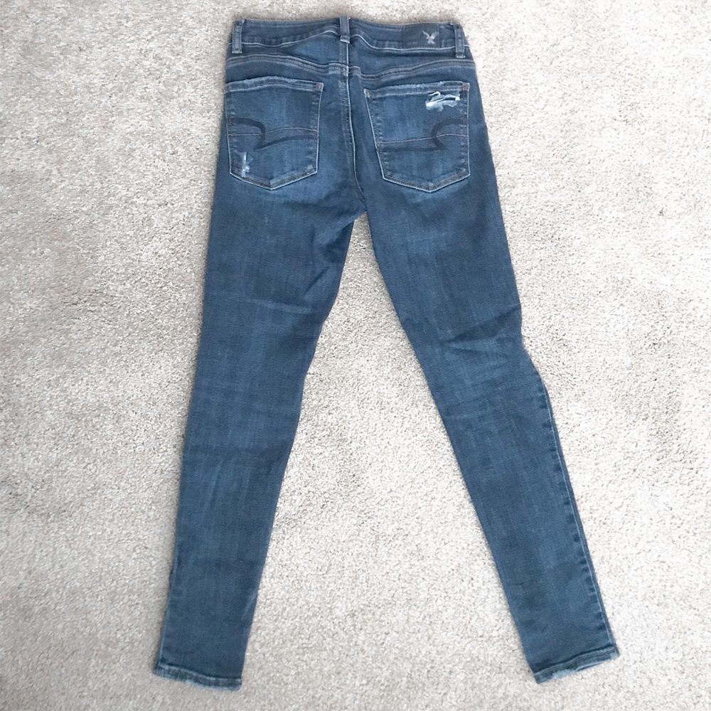 American Eagle Ripped Jeans - Picture 4 of 4